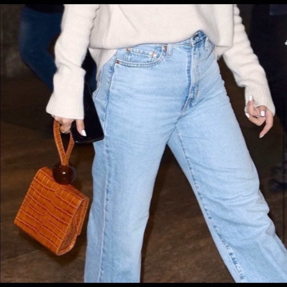 RARE *Selena/Beyonce favorite* By Far ball bag in cream leather